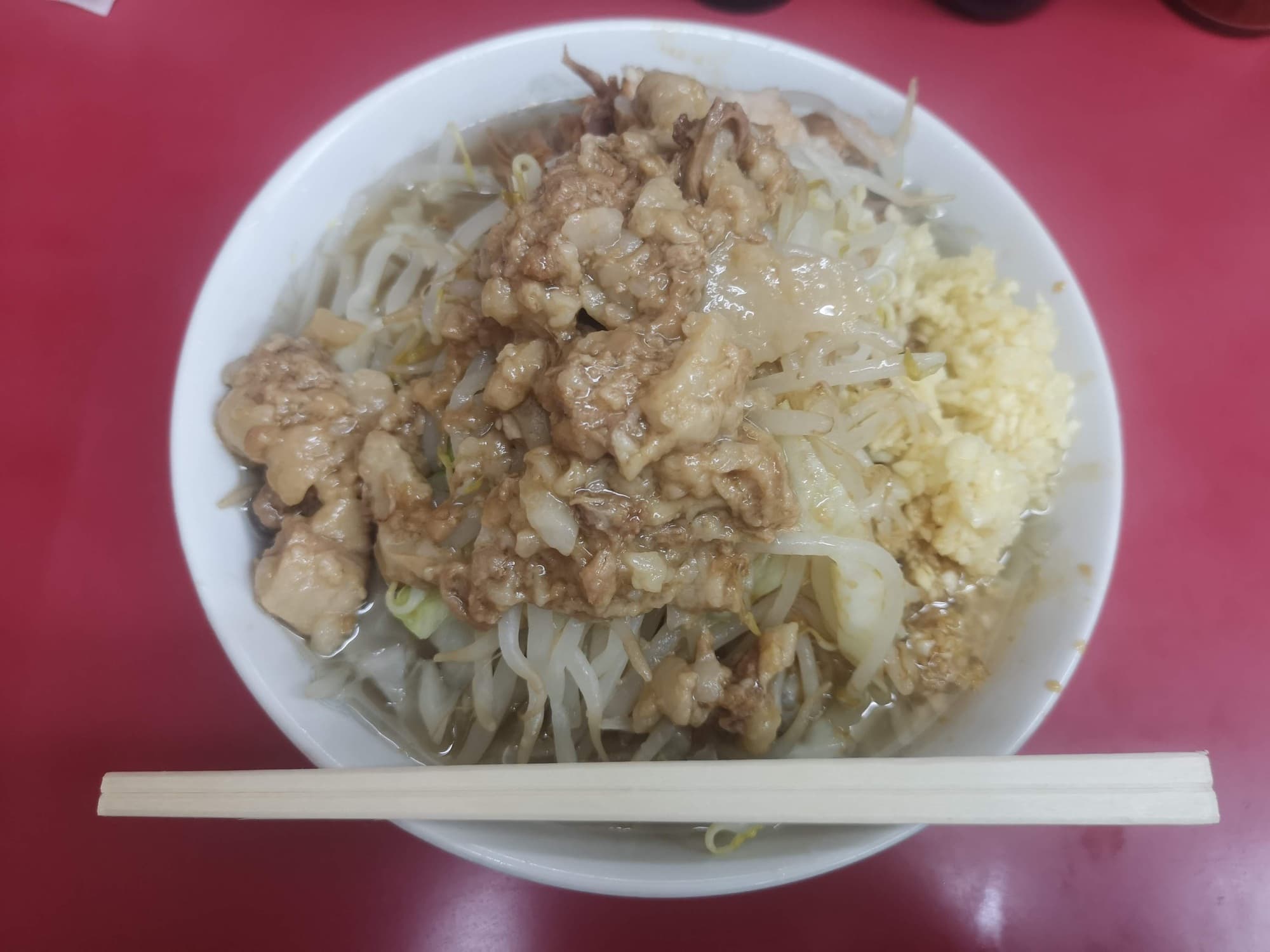 일본의 “지로 계 라멘”은 무엇인가요? 그 역사와 식사 시 주의사항을 소개합니다!